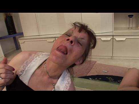 ❤️ Duas avós e um avô têm um ménage à trois ☑ Porno russo em pt.milf-nut-net.ru ️❤